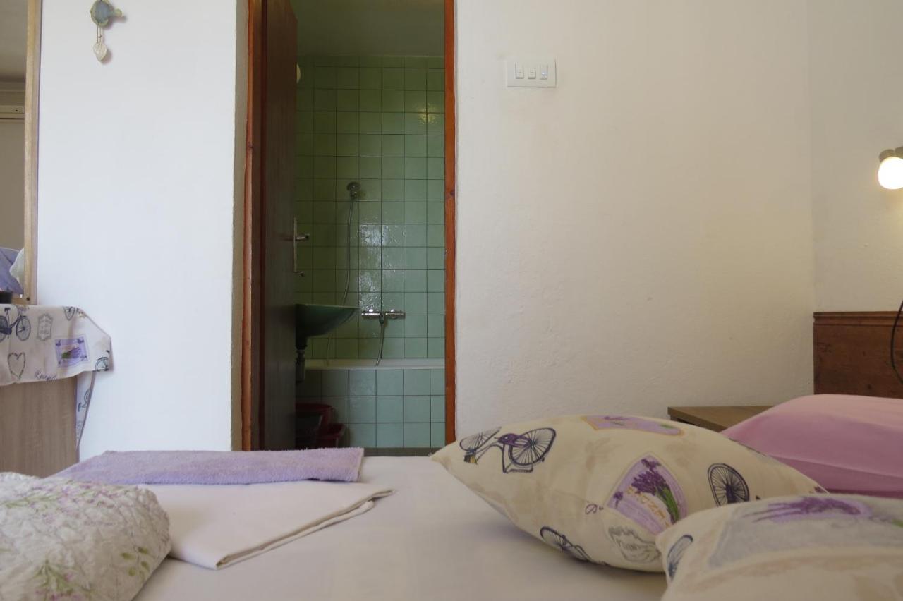 Apartments Feral Baska Voda Ngoại thất bức ảnh